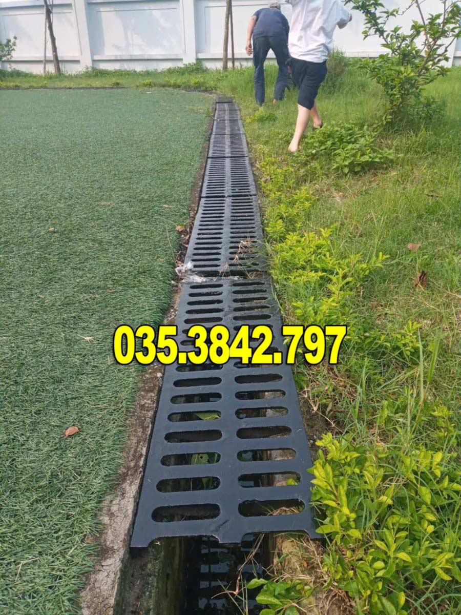 ghi gang thoát nước công trình
