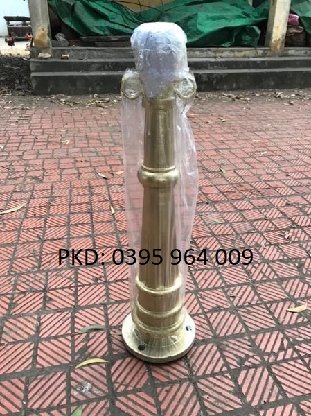 trụ gang đúc