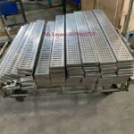 tấm thoát sàn inox