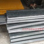tấm sàn thoát nước bằng thép mạ kẽm nhúng nóng